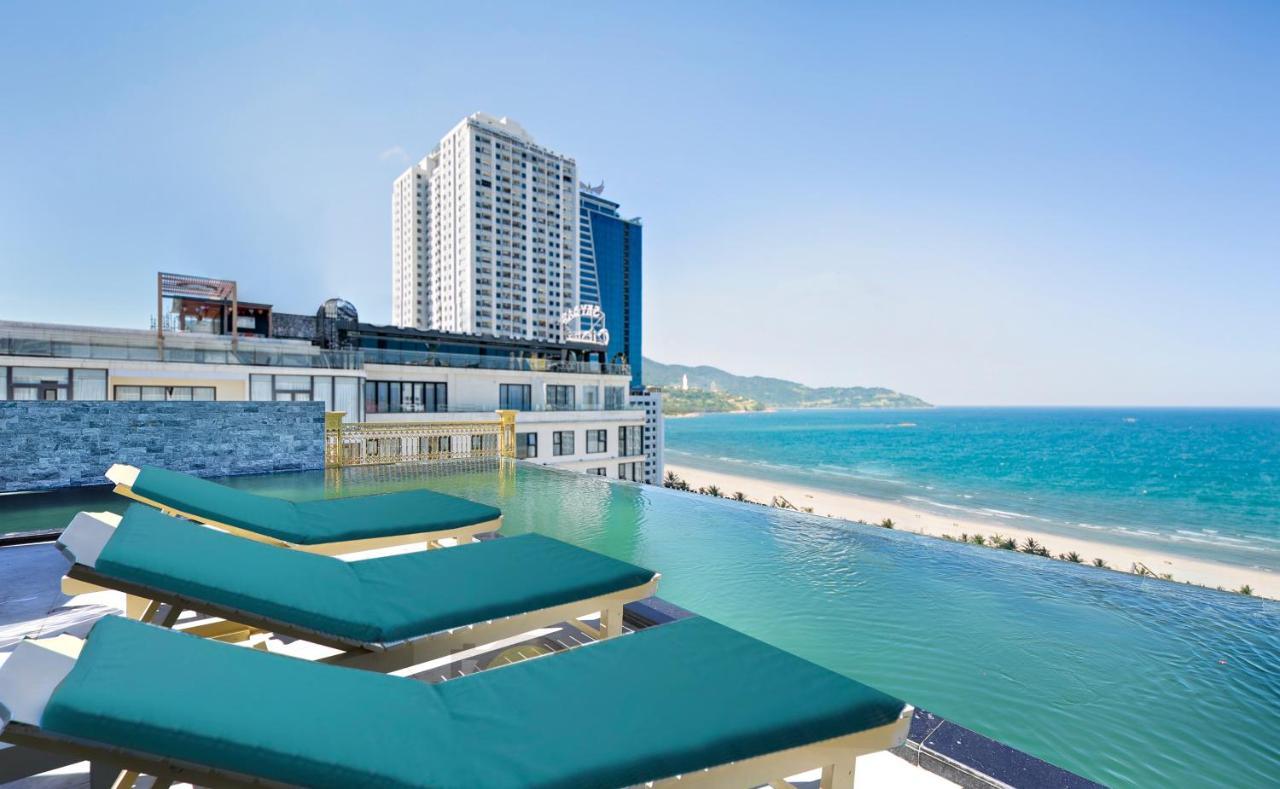 Santa Luxury Hotel Da Nang Exterior photo