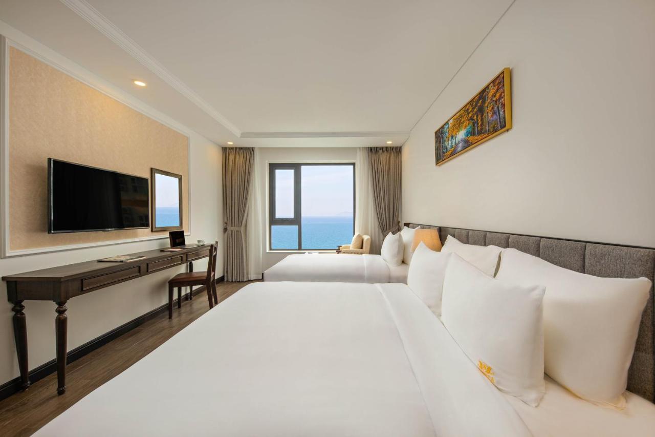 Santa Luxury Hotel Da Nang Exterior photo