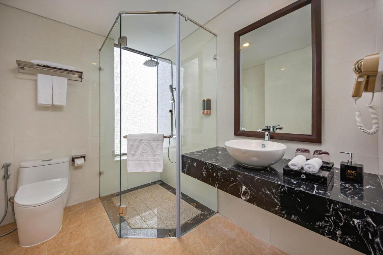 Santa Luxury Hotel Da Nang Exterior photo