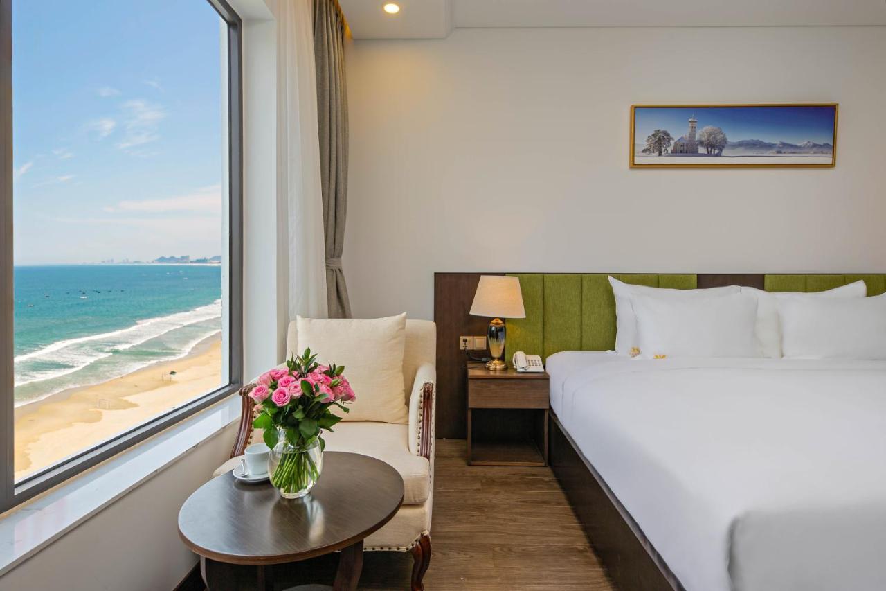 Santa Luxury Hotel Da Nang Exterior photo