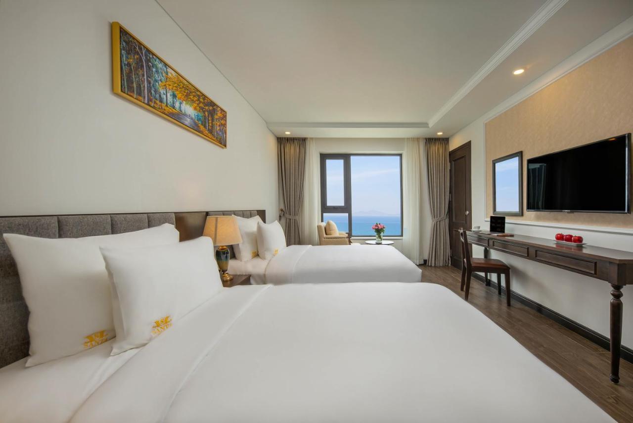 Santa Luxury Hotel Da Nang Exterior photo